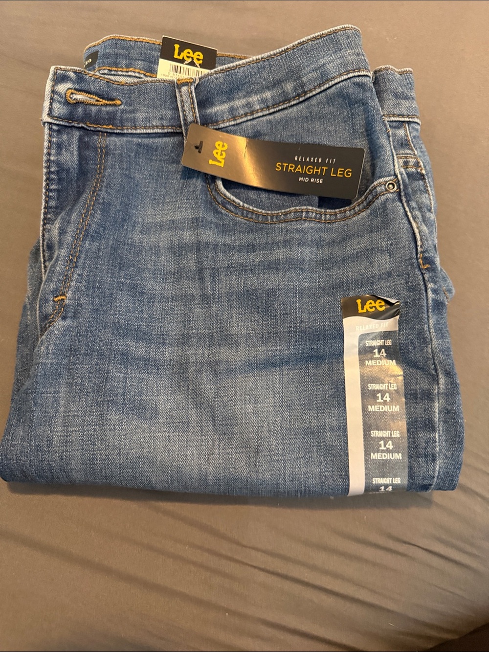 Lee Women's Straight Leg Jeans in Medium Blue -14 Medium